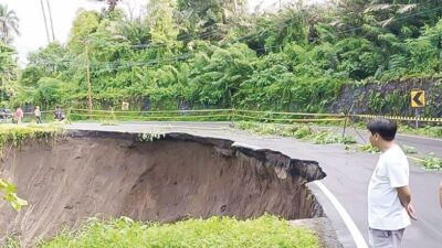Waspada, Tiga Titik Longsor di Jalan Penghubung Mitra – Minahasa